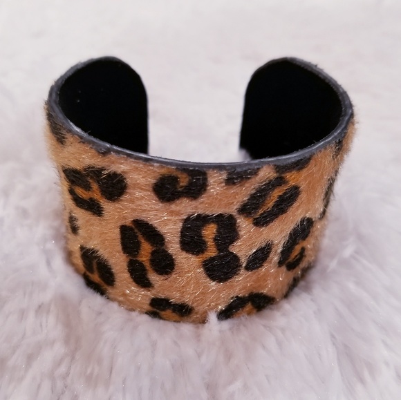 Leopard print cuff - Picture 1 of 1